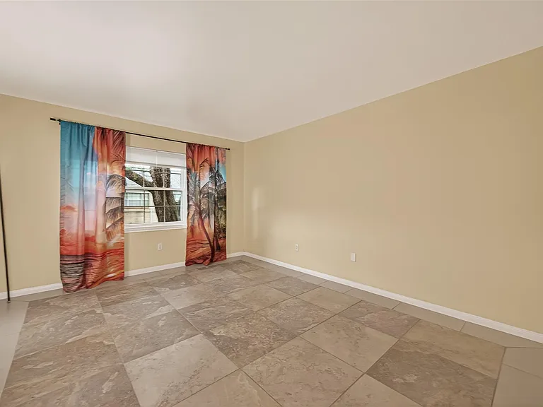 2600 Bellefontaine St #B24 — Photo 19