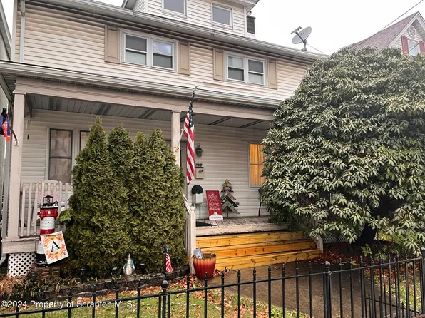 703-705 Main St, Dickson City, PA 18519