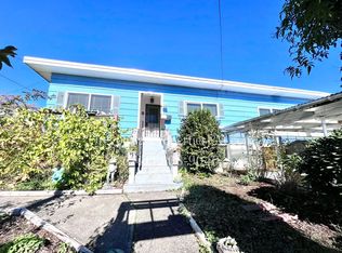470 E 2nd St, Coquille, OR 97423