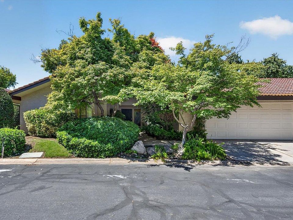 1st image of 5564 N El Adobe Dr