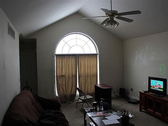 2nd image of 109 Turnberry Dr