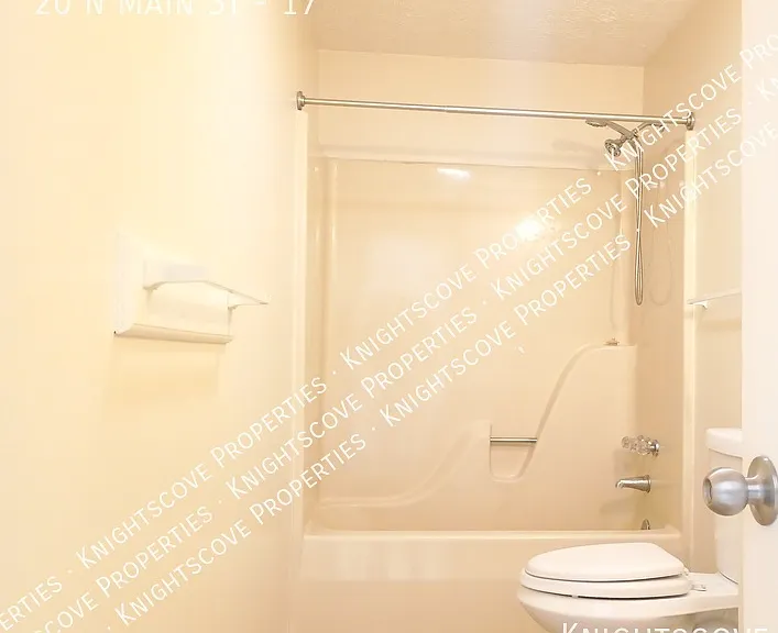 20 N Main St #17 — Photo 7