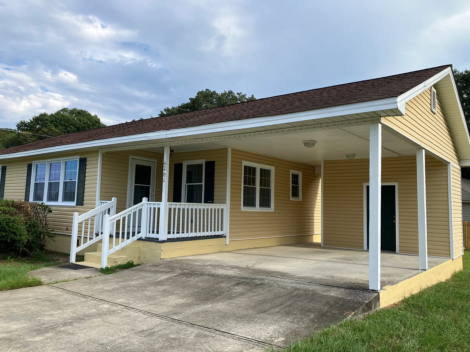 3 bed, 1032 sqft, $1,375 — Photo 4