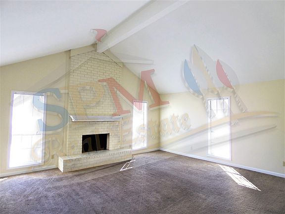 2nd image of 6370 Wood Park Dr