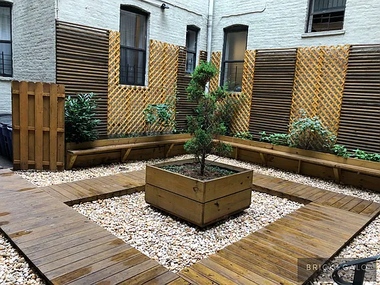 Rented by BRICK & GALO REALTY CORP | media 9