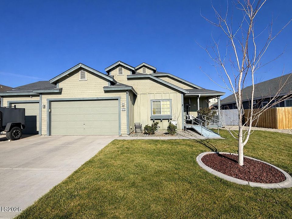 1st image of 672 Cardinal Ln