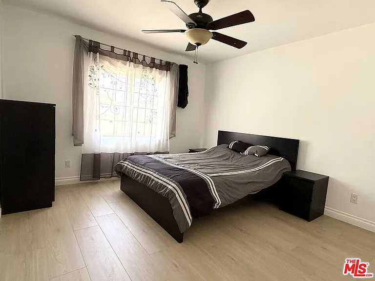 10109 Gloria Ave — Photo 18