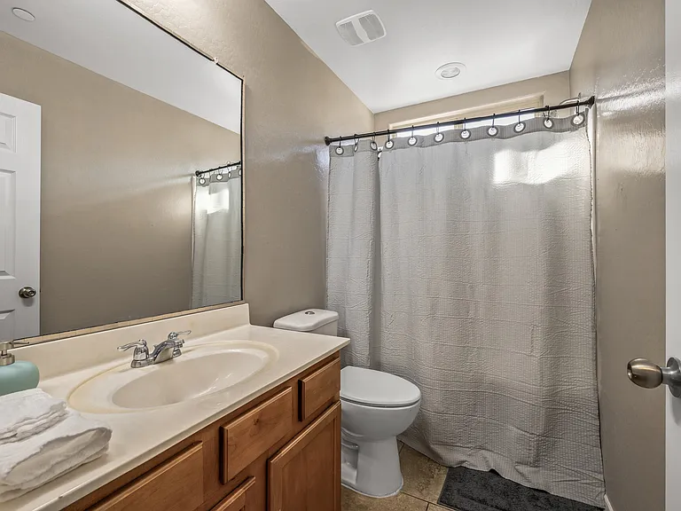 12025 W Polk St — Photo 30