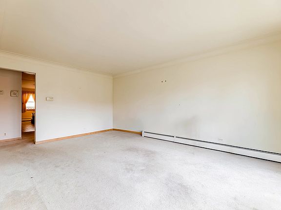 4th image of 5157 S Ridgeway Ave