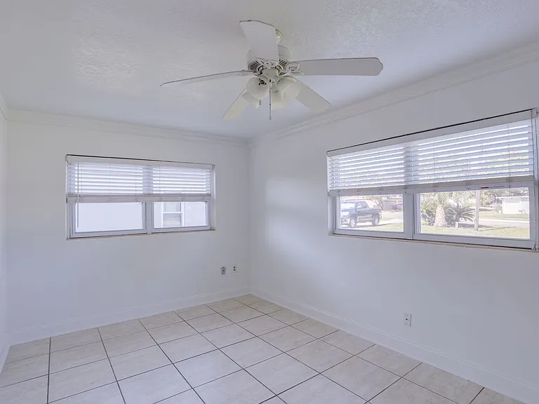 121 S Triplet Lake Dr — Photo 13