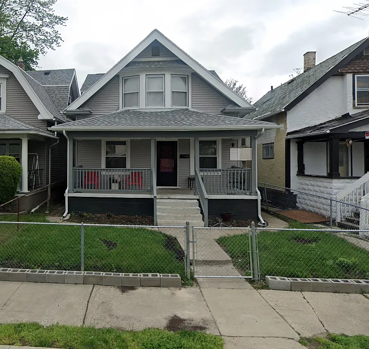 1122 Pinewood Ave