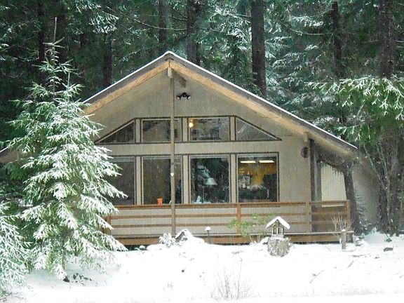 2nd image of 202 Mountain View Dr