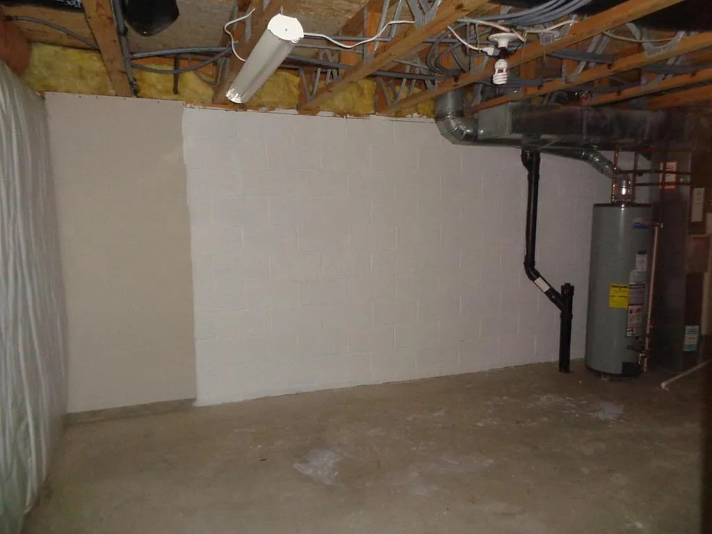 238 Glenkirk Dr — Photo 3