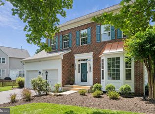 18265 Oak Lake Ct, Leesburg, VA 20176