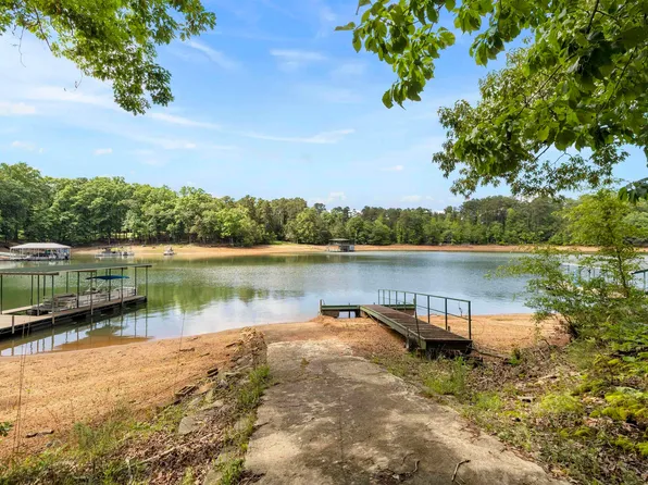 213 Portman Dr, Townville, SC 29689