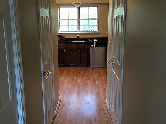 2nd image of 3229 Tayloe Ct