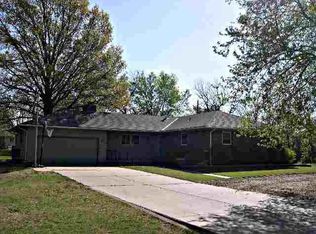 31 Circle Dr, Mulvane, KS 67110
