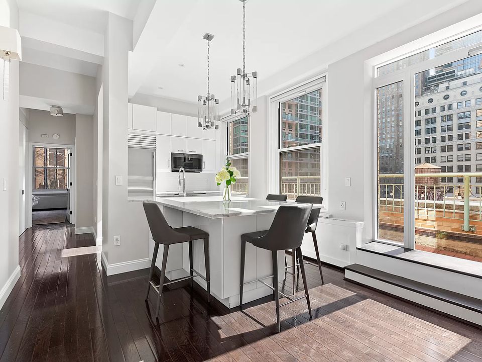 1st image of 80 John St APT 17A