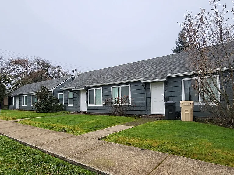 410 - 11th Ave 4-Plex — Photo 3