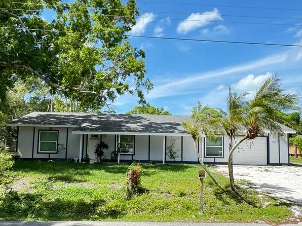 4452 Worcester Rd, Sarasota, FL 34231