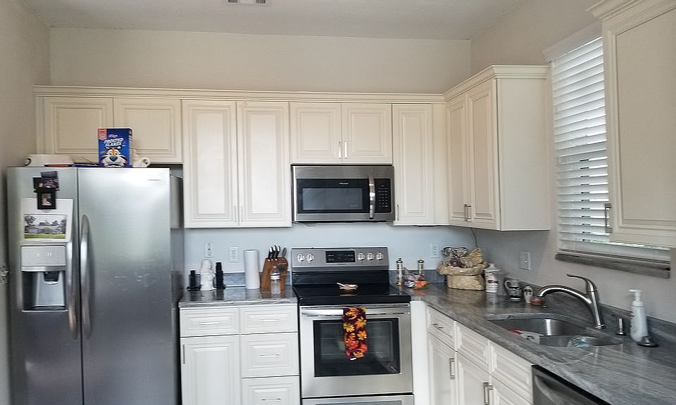 1st image of 3852 Stornoway Dr