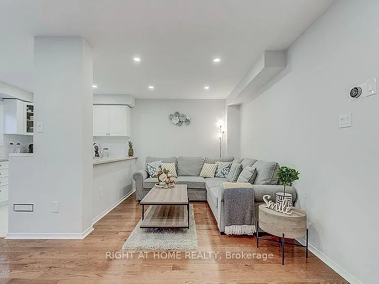 28 Bates Ct — Photo 8