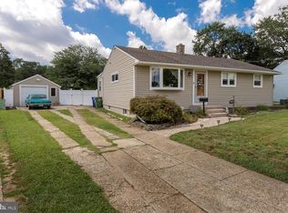 425 Hubbs Dr, Palmyra, NJ