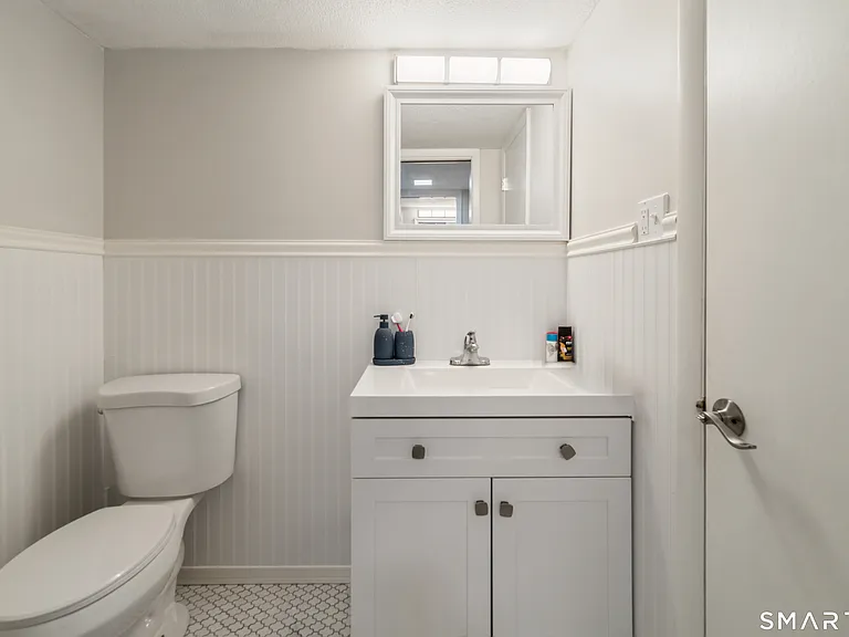 1700 Broadbridge Ave #B33 — Photo 11