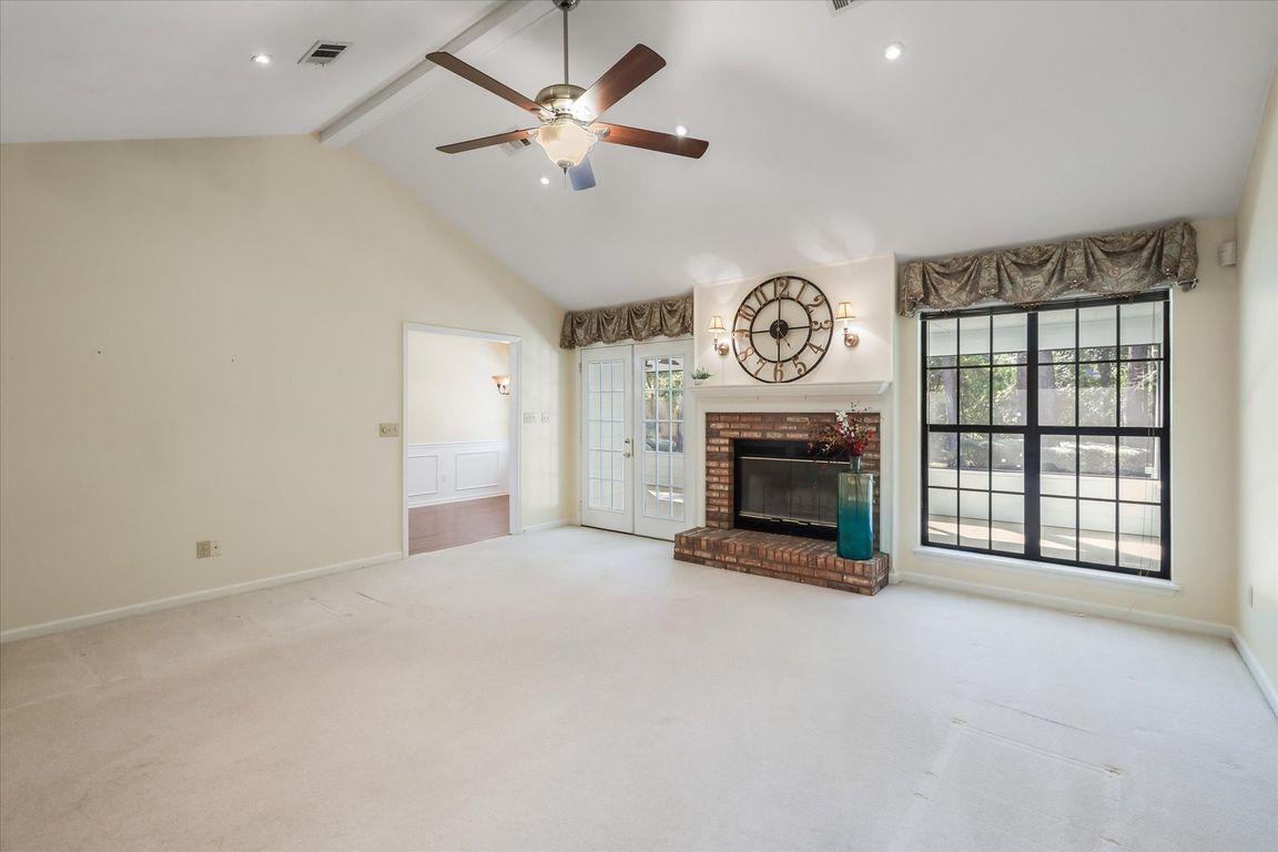 next background image