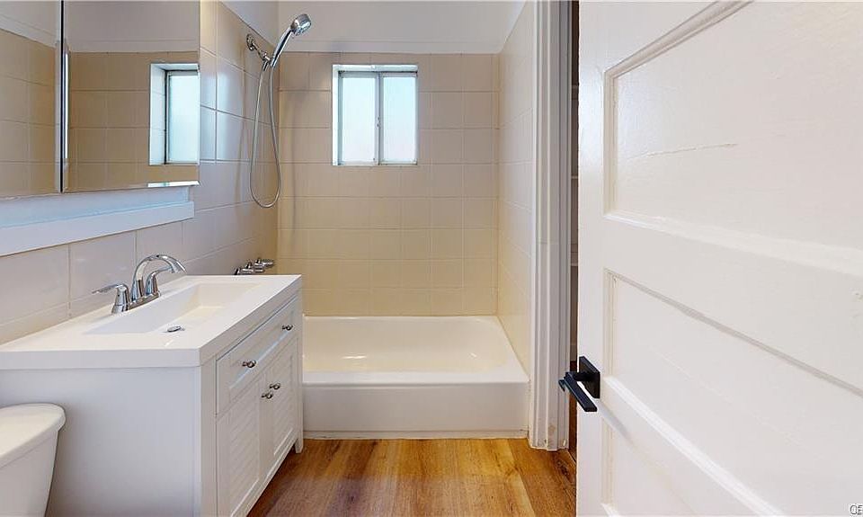 1st image of 2116 Andreo Ave #1/2