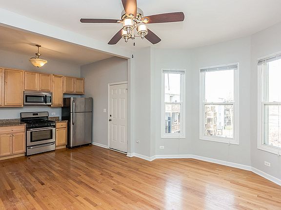 5th image of 1018 W Leland Ave #3W