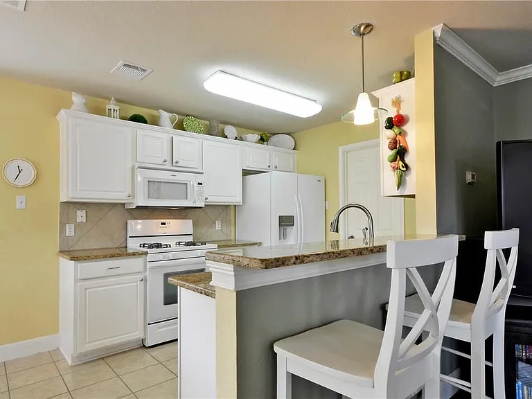 3345 Winding River Trl — Photo 16