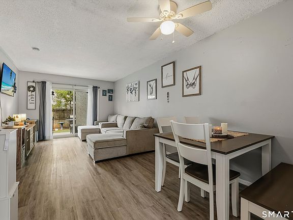 5th image of 7 Maybury Circle #3