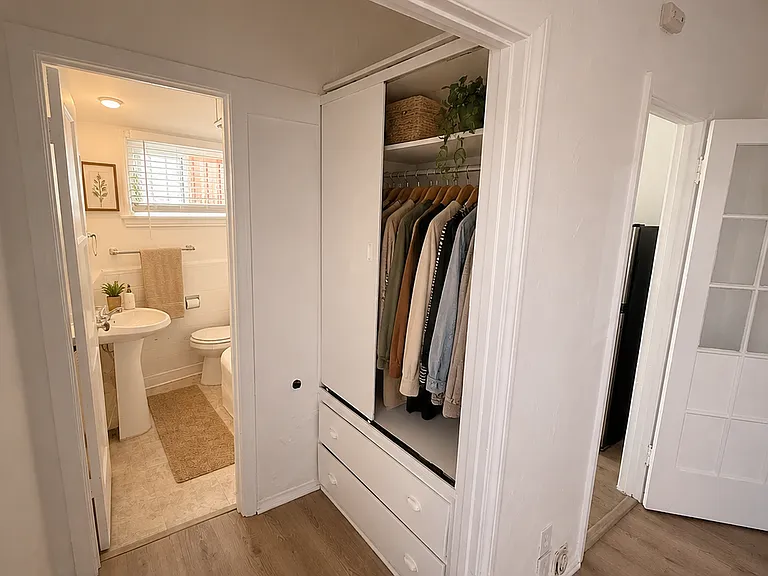 1025 S Orange Dr #104 — Photo 4