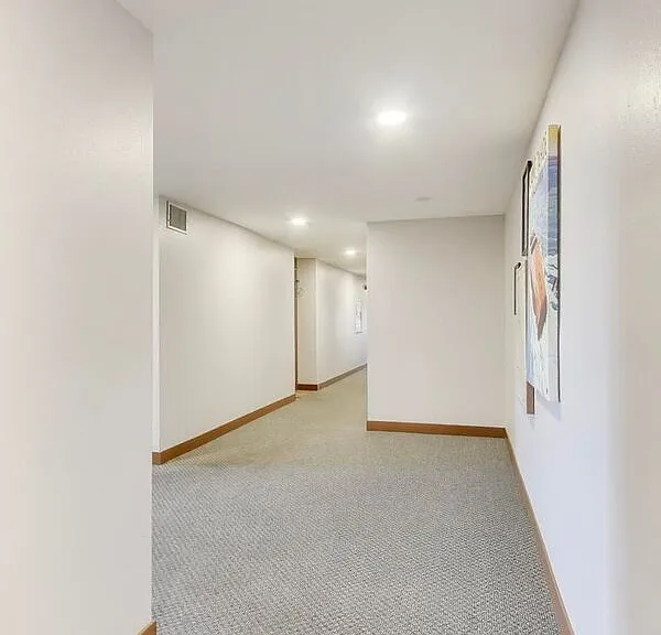 1016 Continentals Way — Photo 19