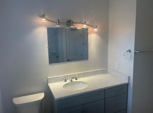 15 Mathewson St APT 6, Narragansett, RI 02882