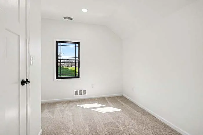 6592 Keigley St — Photo 12