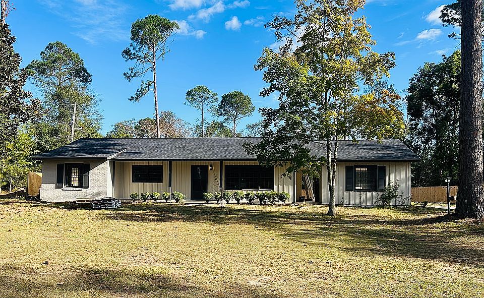 1st image of 1105 Loop Rd