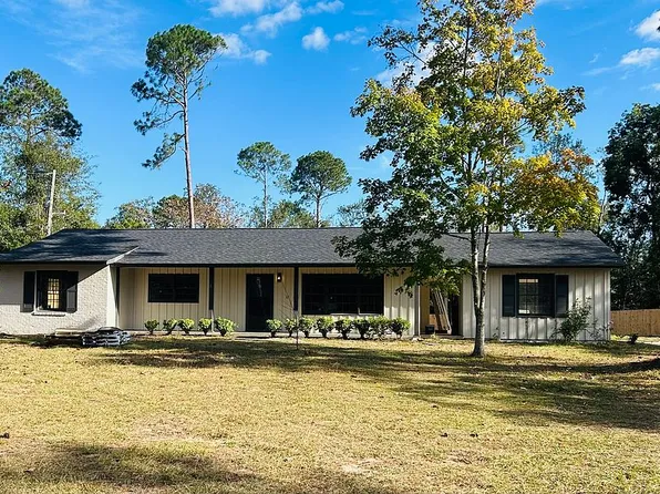 1105 Loop Rd, Vidalia, GA 30474