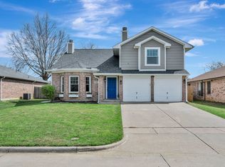 1619 Merritt Dr, Mansfield, TX