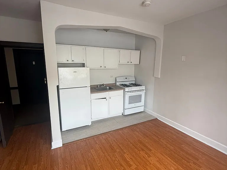 3244-46 N Pulaski Rd #2 — Photo 6