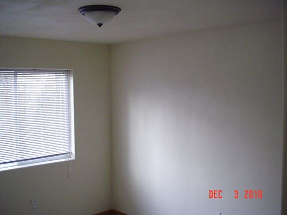 2nd image of 18730 2nd Ave NE