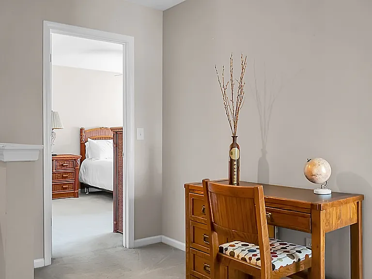 1519 Thoroughbred Blvd — Photo 38