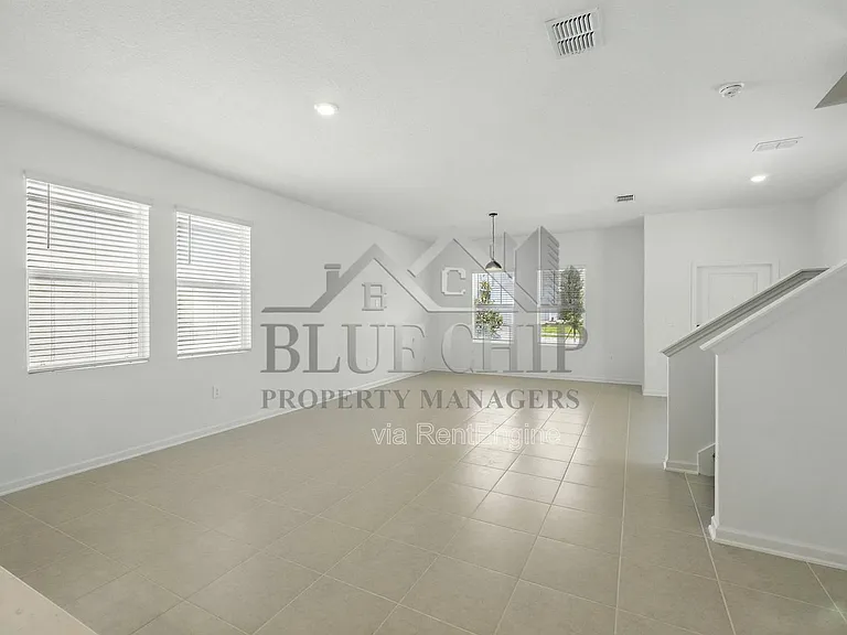 1958 Rider Rain Ln — Photo 10