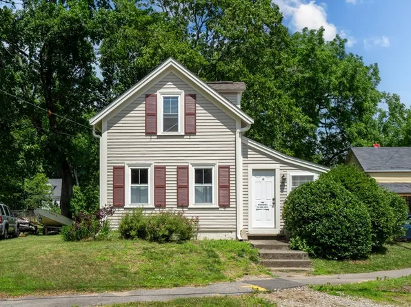 7 Wethersfield St, Rowley, MA 01969