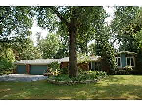 1700 S Clifton Ave photo 1