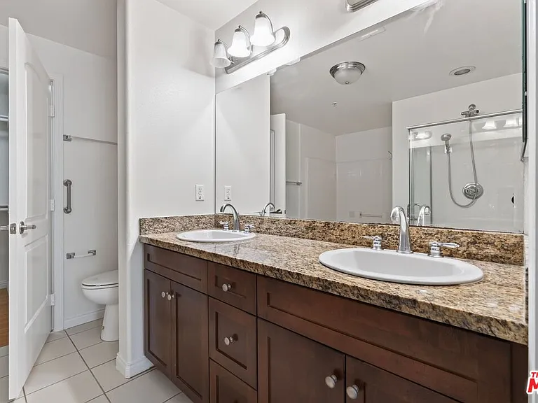360 Avenue 26 #107 — Photo 23