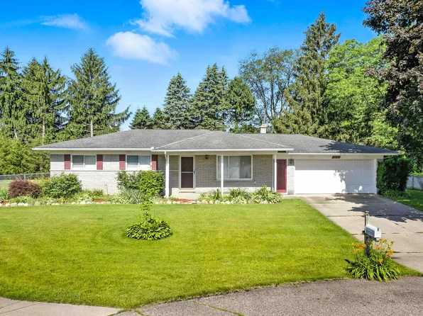 50705 Linda Ln, Shelby Township, MI 48317