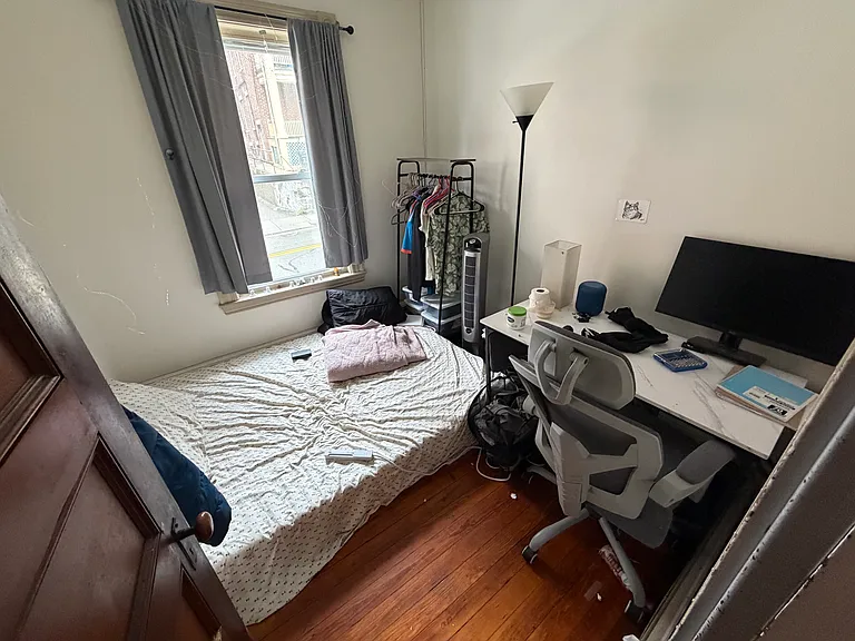 77 Walnut St #6 — Photo 12