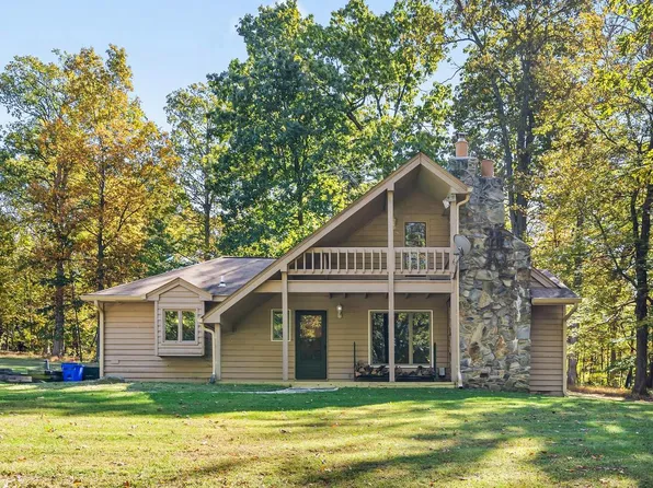 23823 Peaceful Ridge Rd, Smithsburg, MD 21783